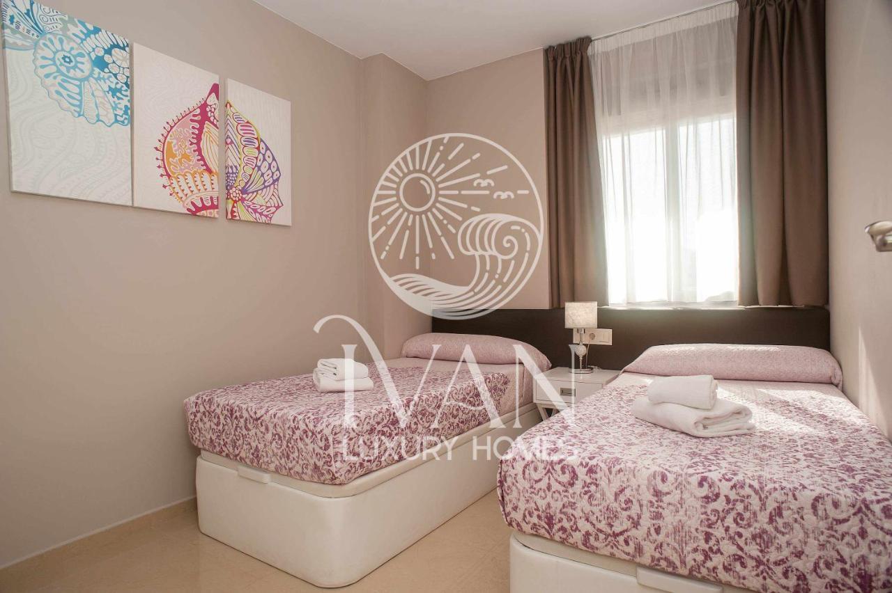 Casa Yarina Ivan Luxury Homes 1ªpta Sur 1ªlinea Oropesa del Mar Exterior photo